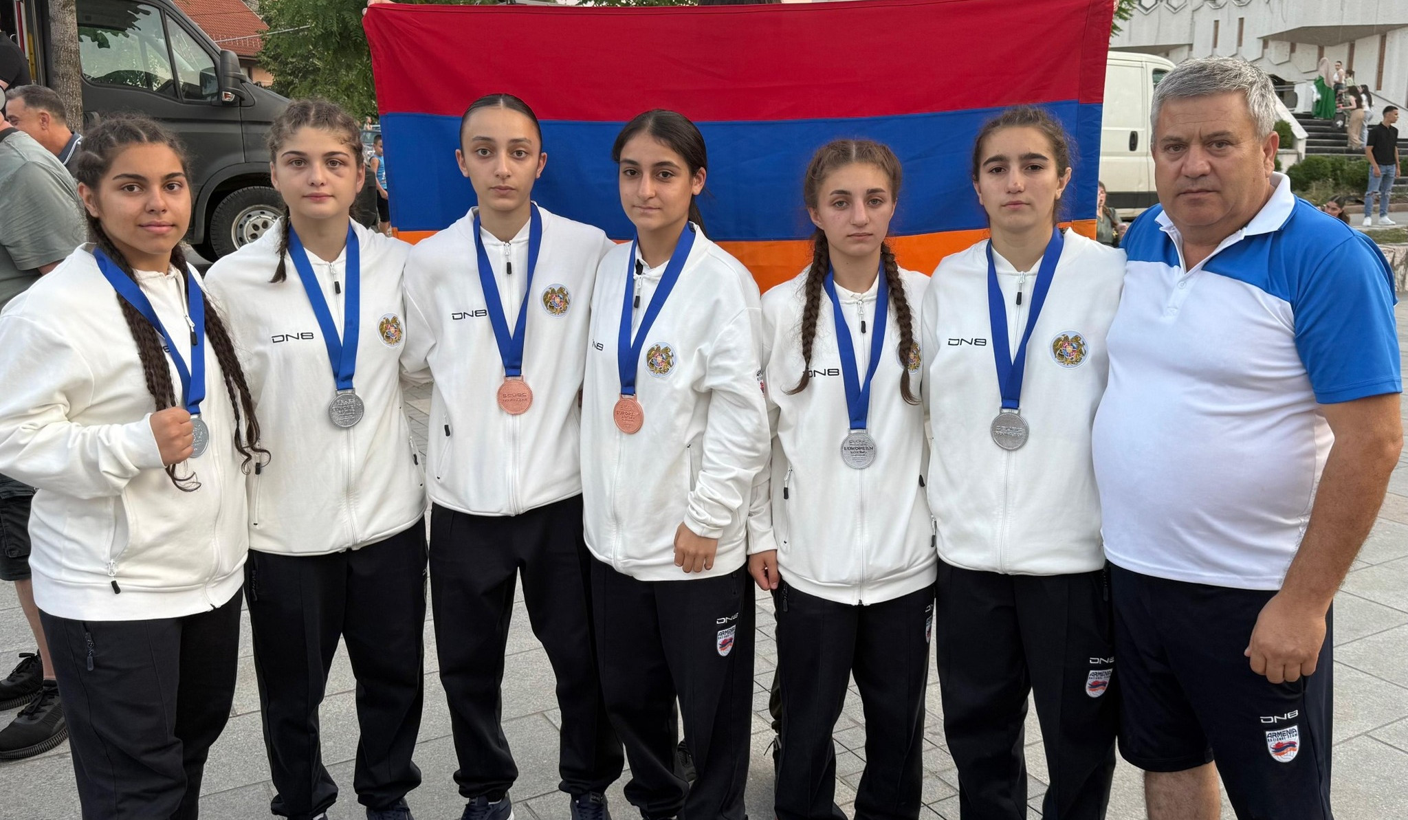 4 արծաթ և 2 բրոնզ՝ պատանիների Եվրոպայի առաջնության աղջիկների պայքարում