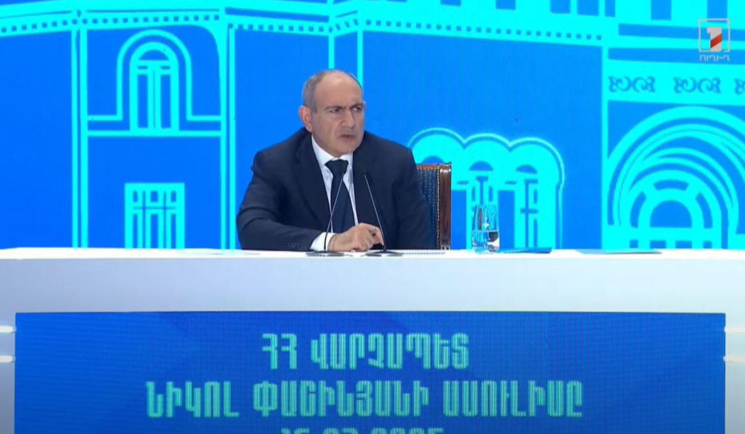 Ոչ հոգևոր կյանք ունի, ոչ հոգևոր արժեք ունի. վարչապետը՝ կաթողիկոսի մասին