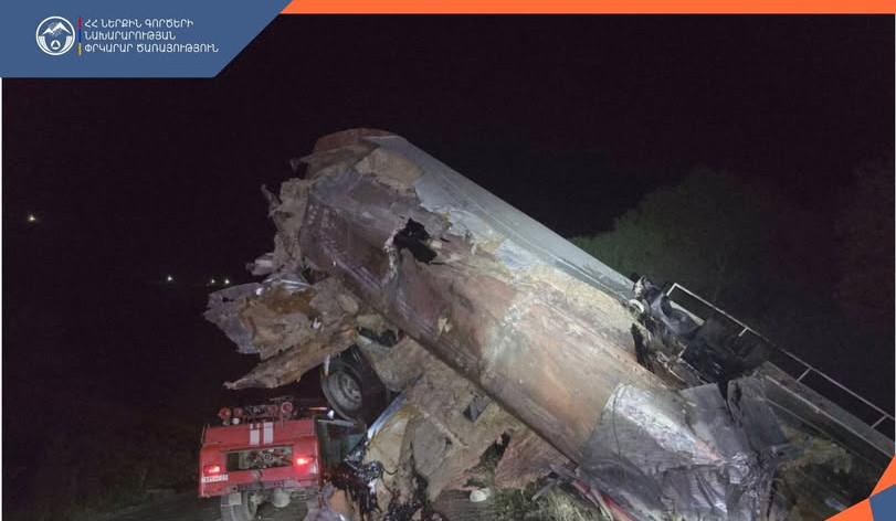 Ավտոցիստեռնը շրջվել է Ողջի գետը․ փրկարարների օպերատիվ գործողությունների շնորհիվ կանխվել է բնապահպանական հնարավոր վտանգը