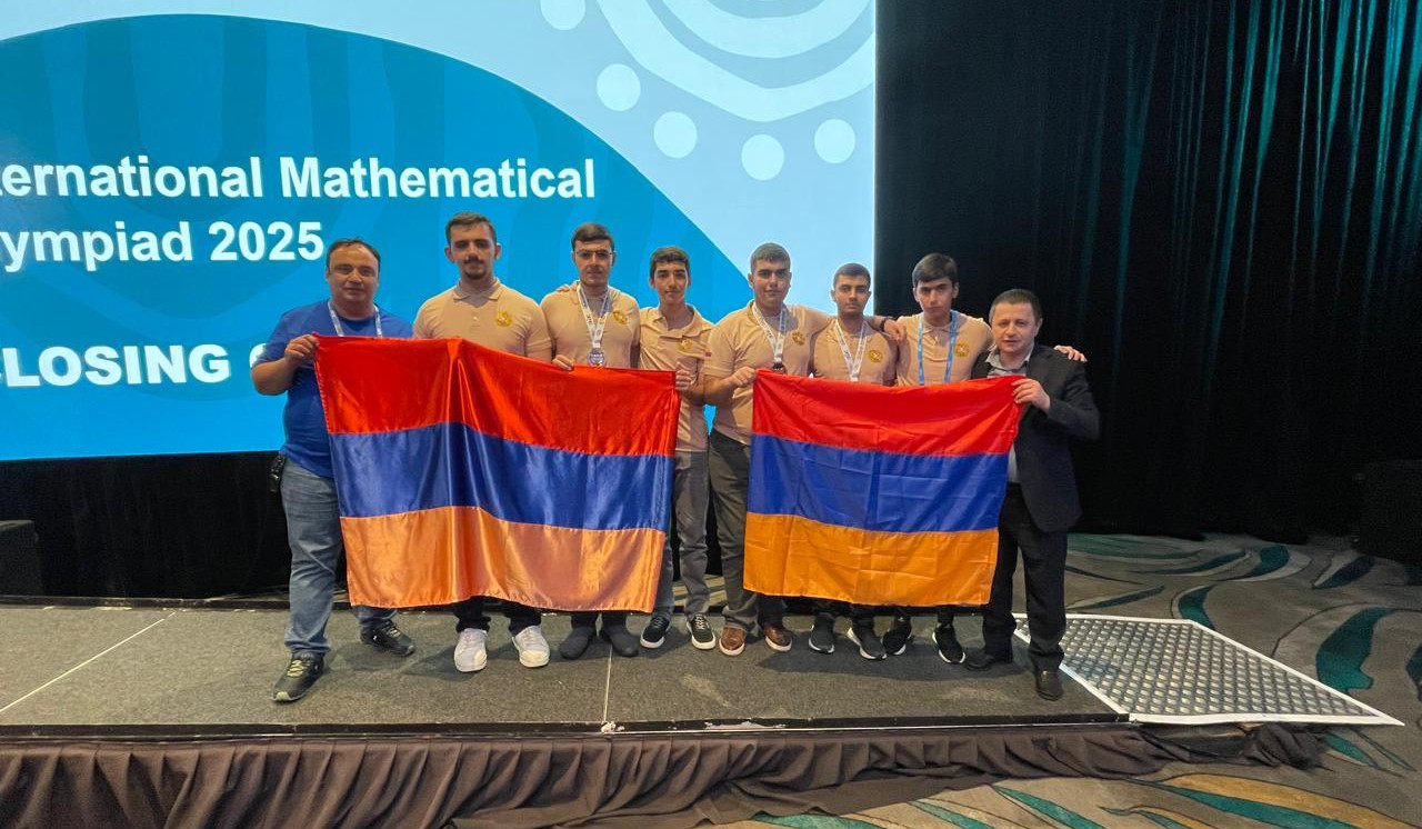 3 բրոնզե մեդալ՝ մաթեմատիկայի միջազգային օլիմպիադայում
