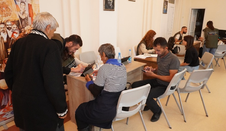 Ինչպես դիմել ԼՂ-ից տեղահանված ընտանիքների բնակապահովման ծրագրի նորաստեղծ միջգերատեսչական հանձնաժողով