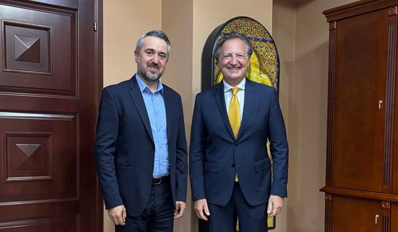 Իտալիայի դեսպանն այցելել է Մատենադարան