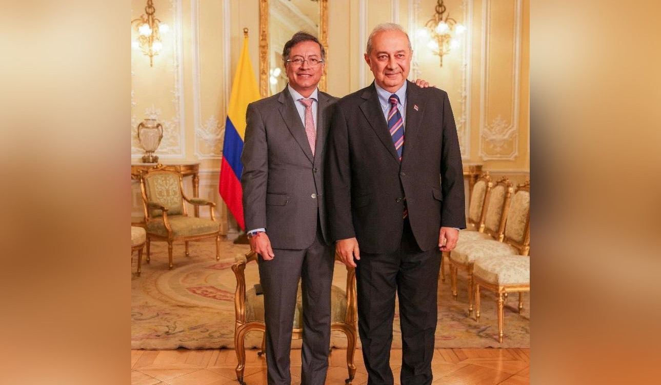 Կոլումբիայում հավատարմագրված ՀՀ առաջին դեսպանը իր հավատարմագրերն է հանձնել նախագահ Գուստավո Պետրոյին