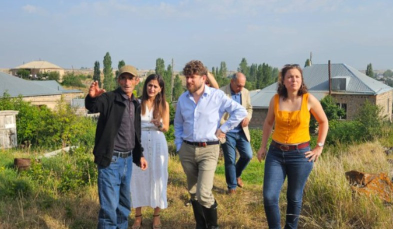 Fransa səfiri Geqarkunik bölgəsinə səfər edib