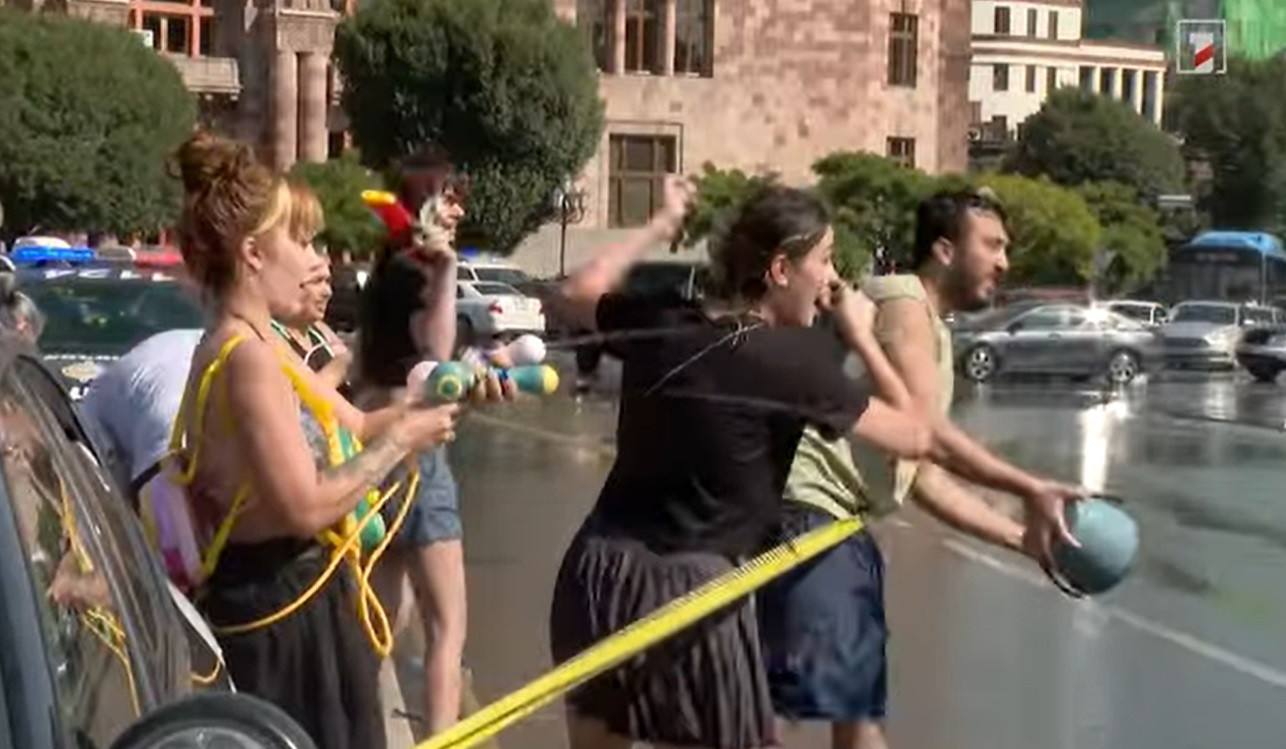 Ինչպես են Երևանում տոնել Վարդավառը