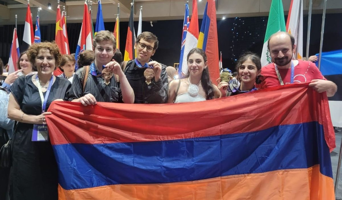 Ոսկե և բրոնզե մեդալներ՝ կենսաբանության միջազգային օլիմպիադայում