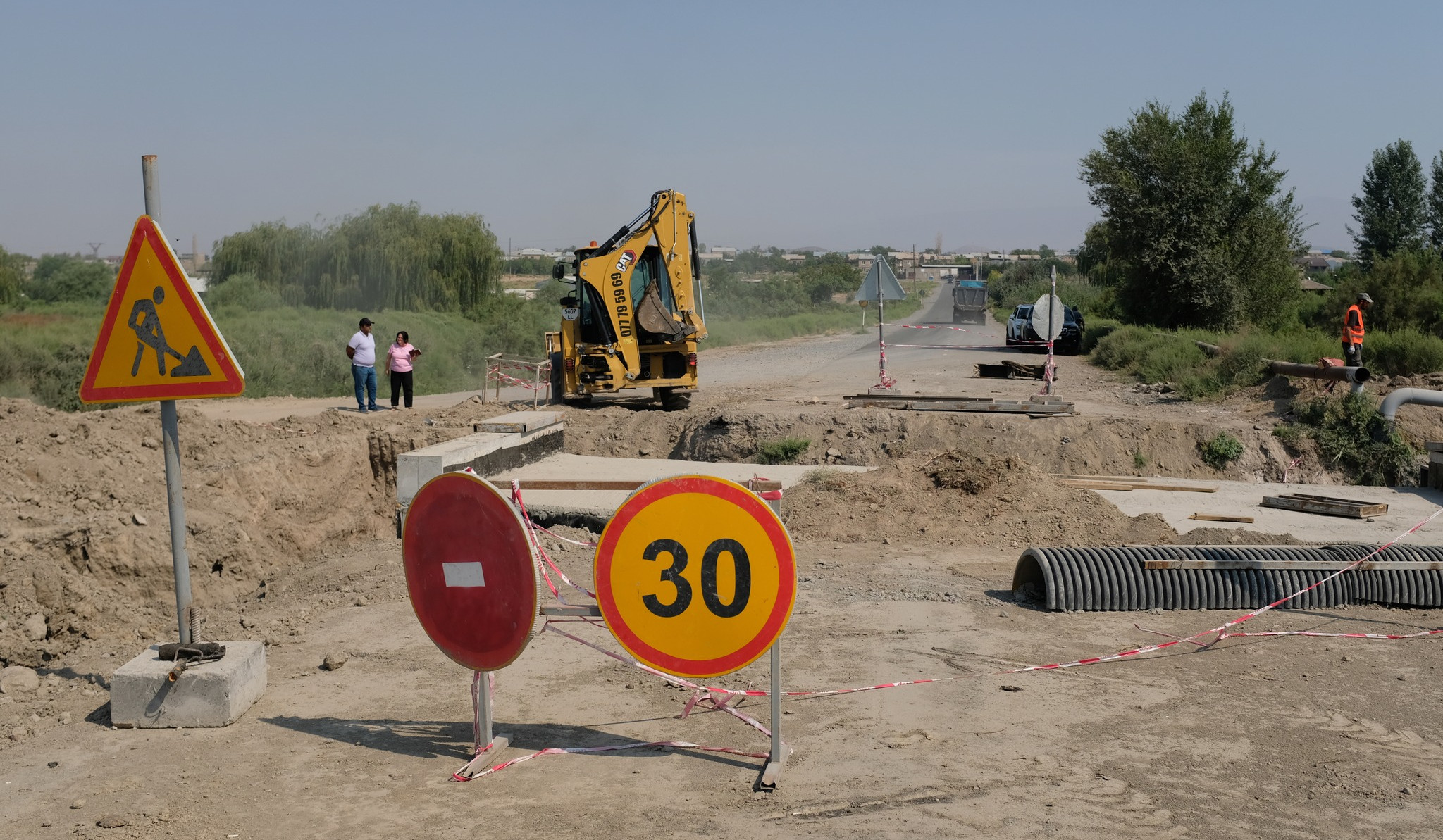 Հիմնանորոգվում է Ակնալիճ-Զարթոնք-Արևիկ ճանապարհի մոտ գտնվող կամուրջը