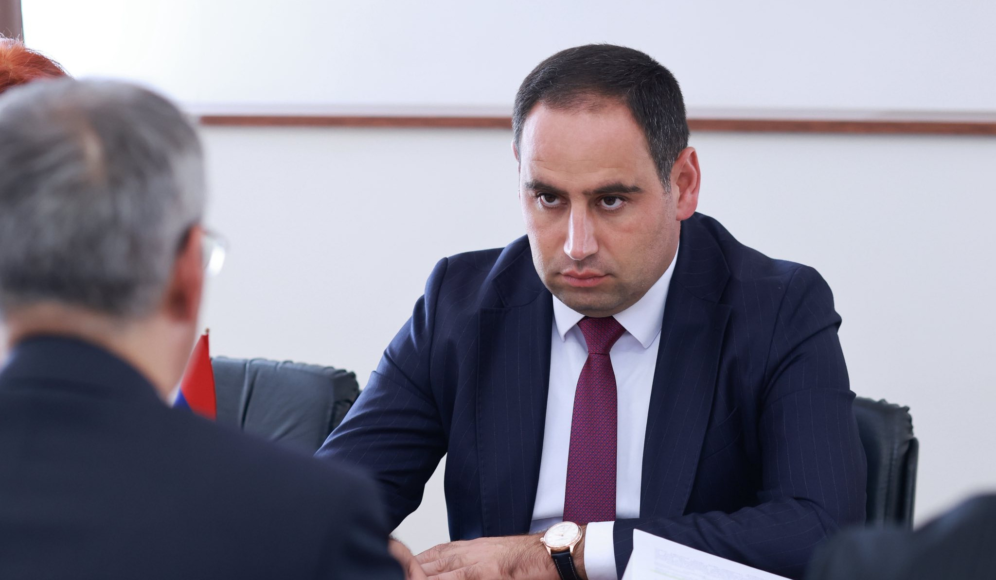 ՏԿԵ նախարարը և Ղազախստանի դեսպանը քննարկել են տրանսպորտի, էներգետիկ ոլորտներին վերաբերող հարցեր