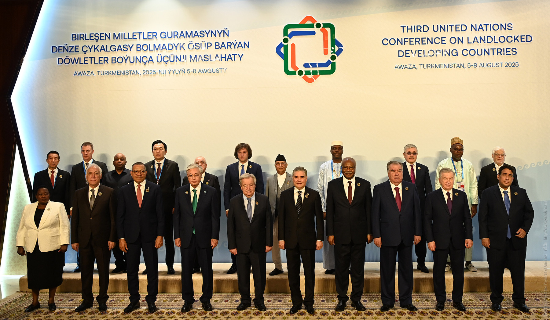 Դեպի ծով ելք չունեցող զարգացող երկրները շարունակում են բախվել լուրջ մարտահրավերների. ՀՀ նախագահը՝ Թուրքմենստանում