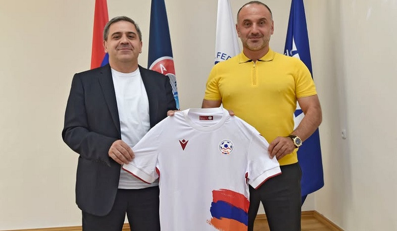 Եղիշե Մելիքյանը՝ Հայաստանի ֆուտբոլի ազգային հավաքականի գլխավոր մարզիչ