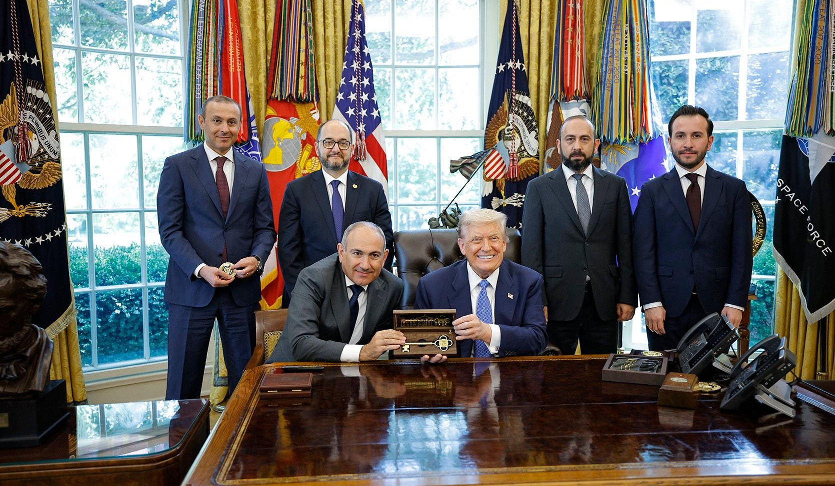 Երեկվա պատմական օրը. Արայիկ Հարությունյանը լուսանկարներ է հրապարակել