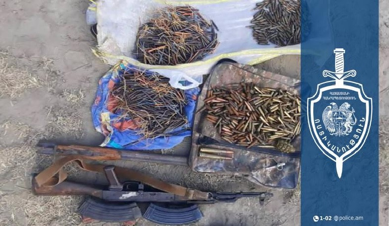 Մեծ քանակությամբ ապօրինի պահվող զենք-զինամթերքի հայտնաբերում Սյունիքում