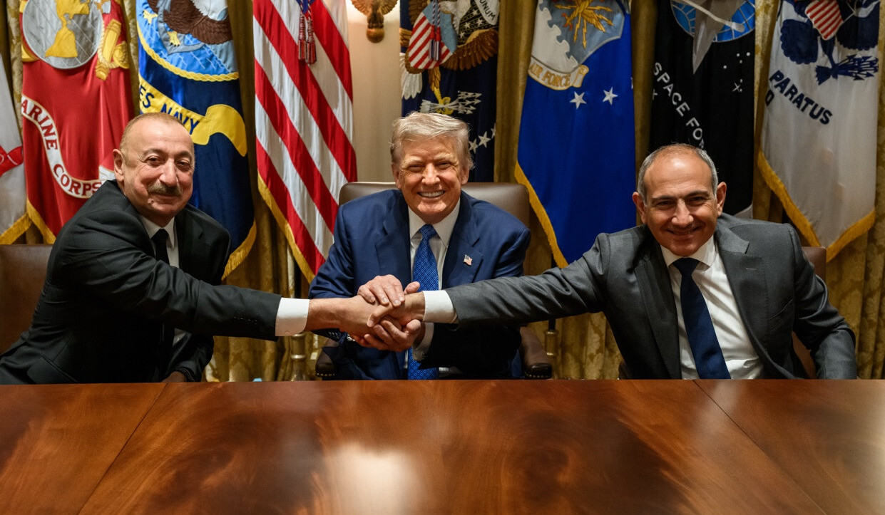 Дональд Трамп опубликовал в Truth Social пост о премьер-министре Армении и президенте Азербайджана