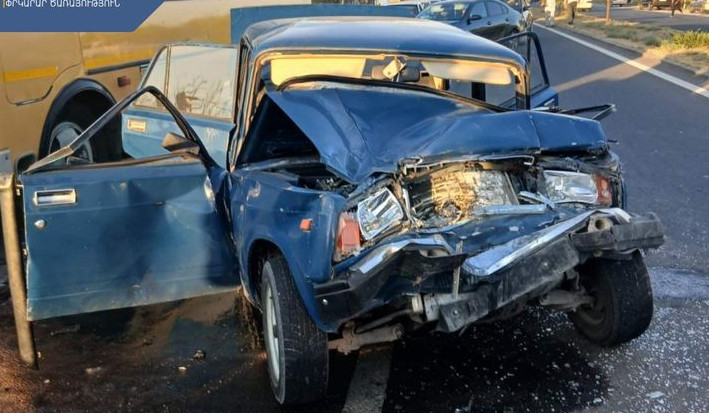 Ավտովթար Մրգաշատ գյուղի մոտակայքում․ վարորդներն ու ուղևորը հոսպիտալացվել են