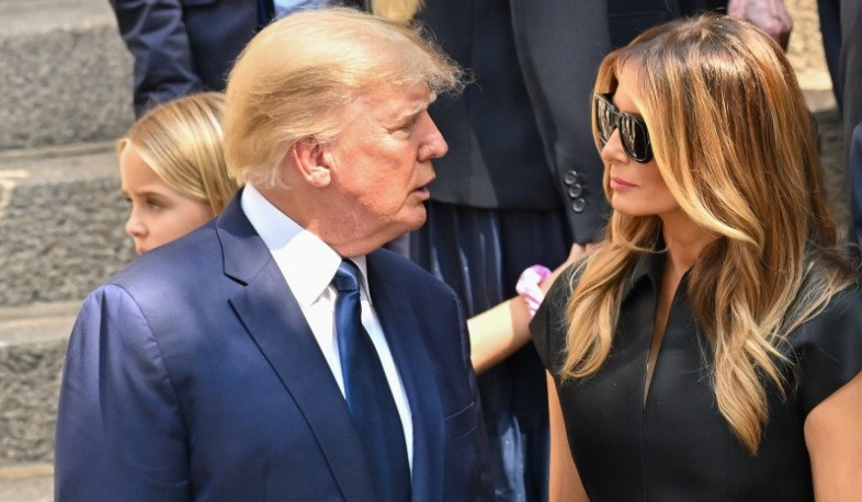 Trump delivers Melania's letter to Putin