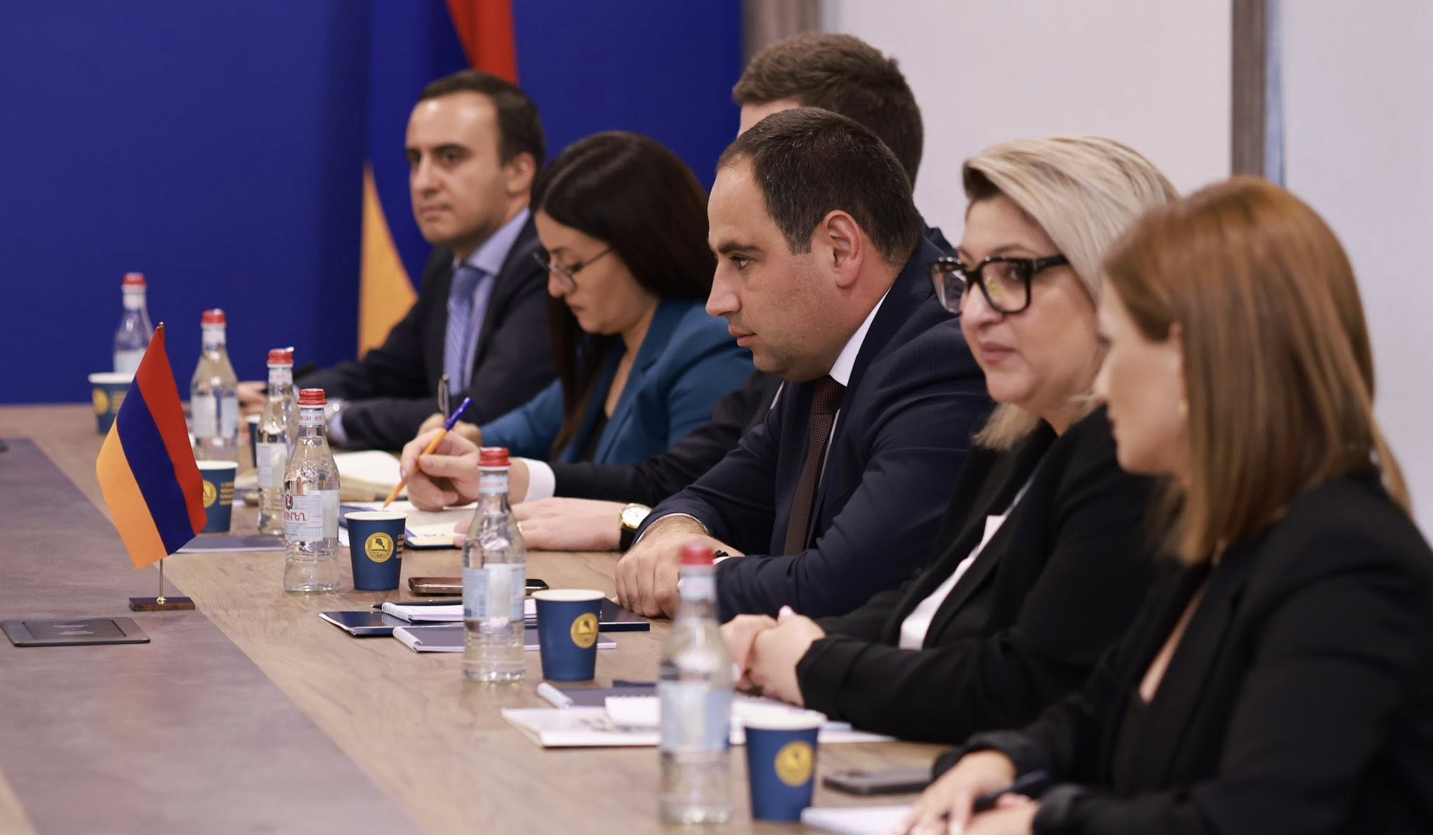 Հայաստանի համար դեպի Իրան օդային ուղղությունը պահանջված է. ՏԿԵ նախարարը՝ Իրանի քաղաքաշինության նախարարին