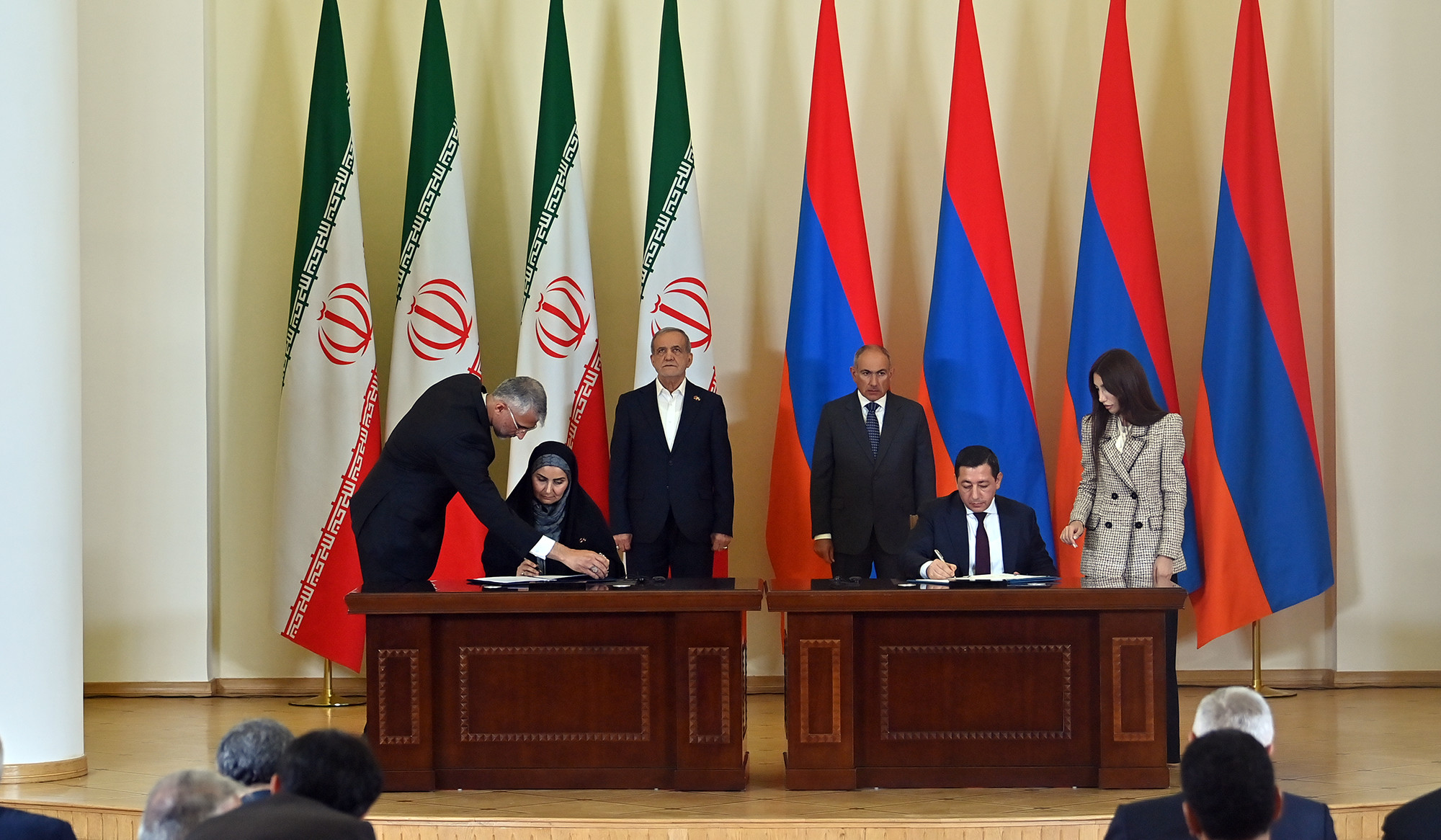 Nikol Pashinyan and Masoud Pezeshkian sign joint statement; other documents also signed between the two countries