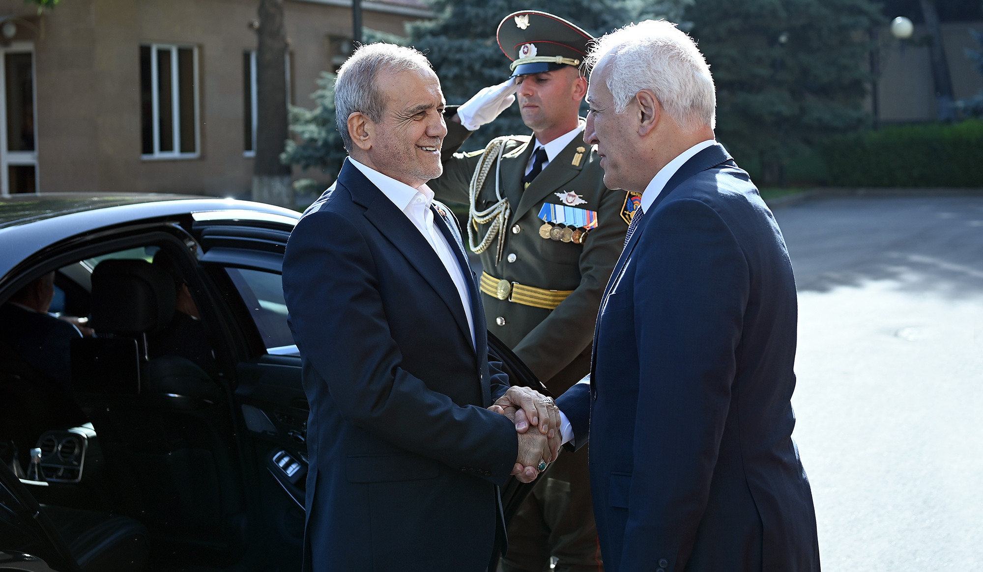 Հայաստանի և Իրանի նախագահներն ընդգծել են կայուն և տևական խաղաղության հաստատման կարևորությունը