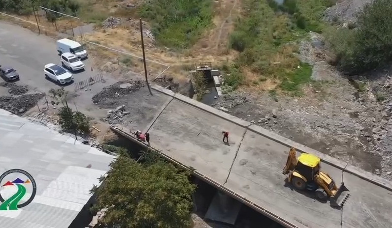 Հիմնանորոգվում է Քասաղ գետի վրայով անցնող կամուրջը