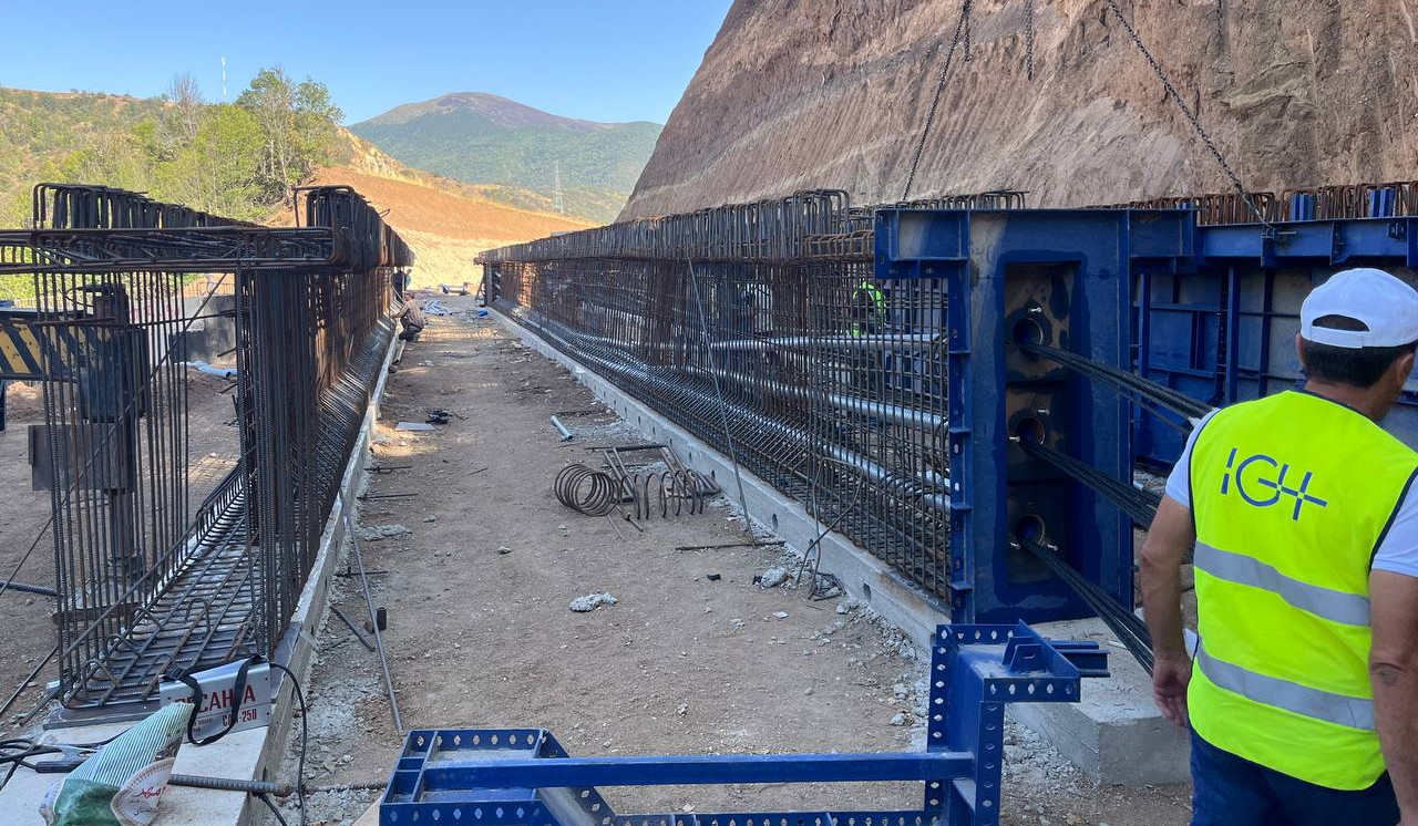 Հյուսիս-հարավի Տրանշ-4-ի Քաջարան-Ագարակ 32 կմ ճանապարհահատվածի կառուցումն ընթանում է մեծ տեմպերով