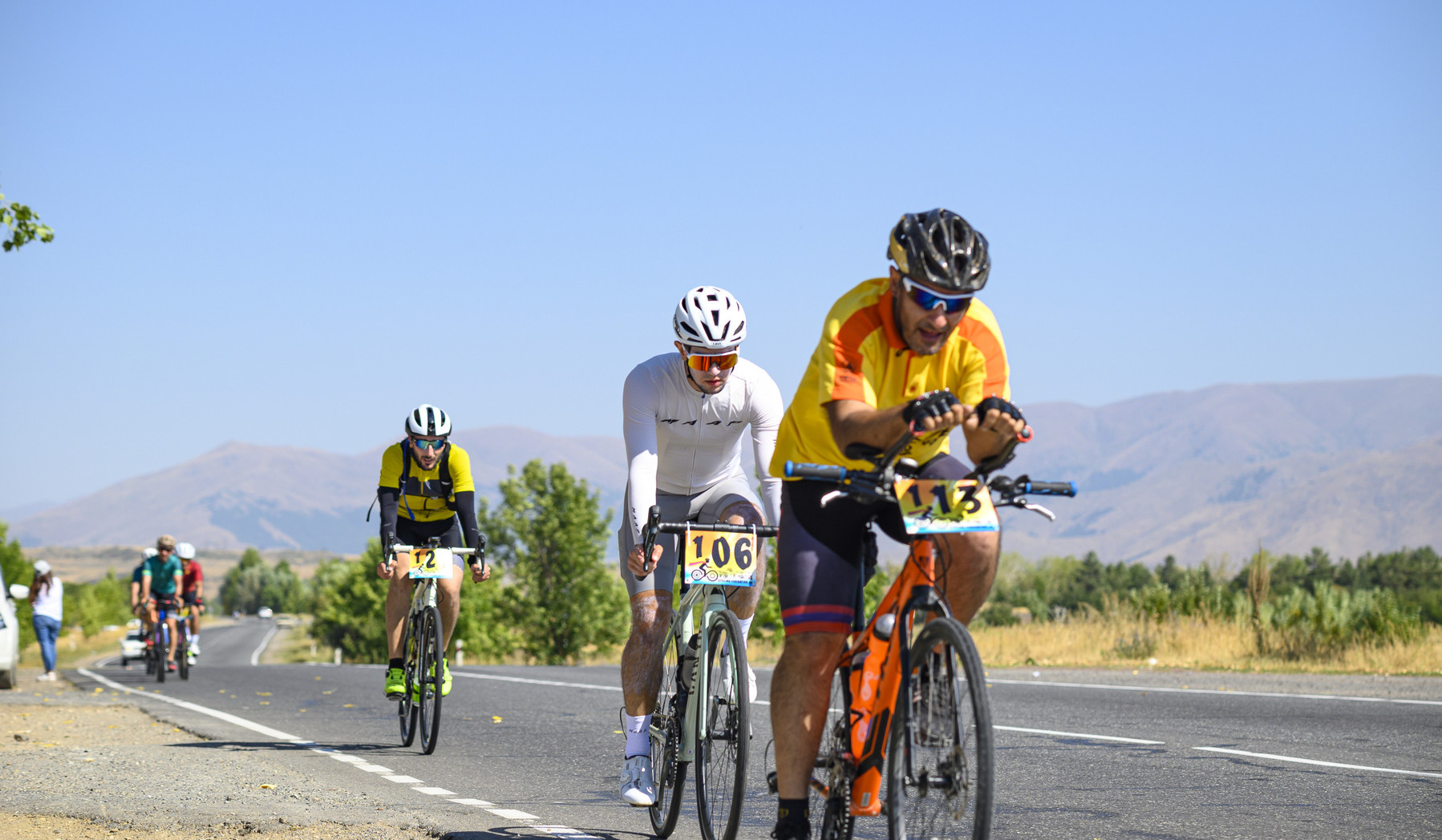 Ապարանում առաջին անգամ անցկացվել է «Արագածի շուրջը» սիրողական հեծանվասպորտի միջազգային առաջնությունը