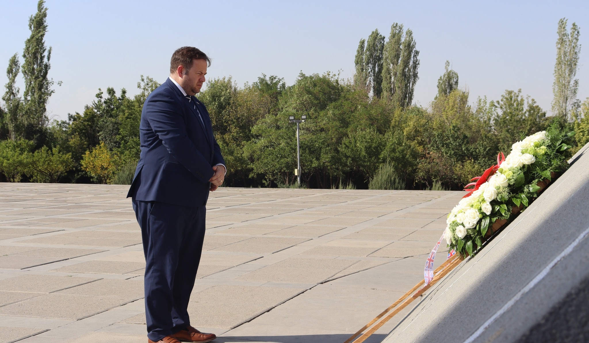 Stephen Doughty visits Armenian Genocide Memorial