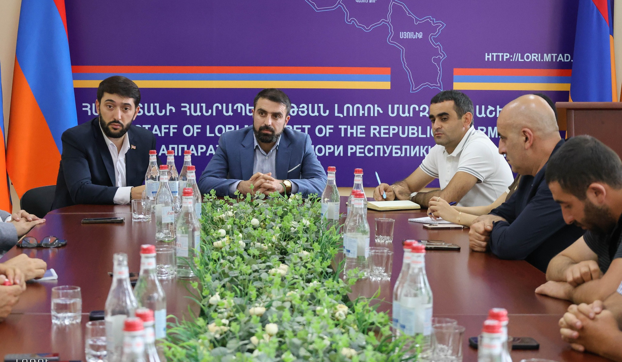 Էլեկտրամատակարարման որակի բարձրացման և համակարգի արդիականացման վերաբերյալ  Լոռու մարզպետի պաշտոնակատարն այսօր խորհրդակցություն է անցկացրել  