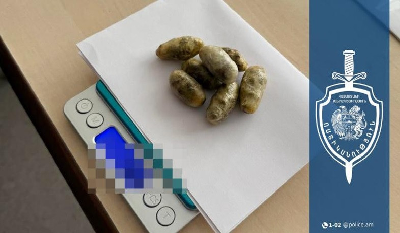 Ձերբակալված կապանցիների մարմնում մարիխուանայով փաթեթներ են հայտնաբերվել