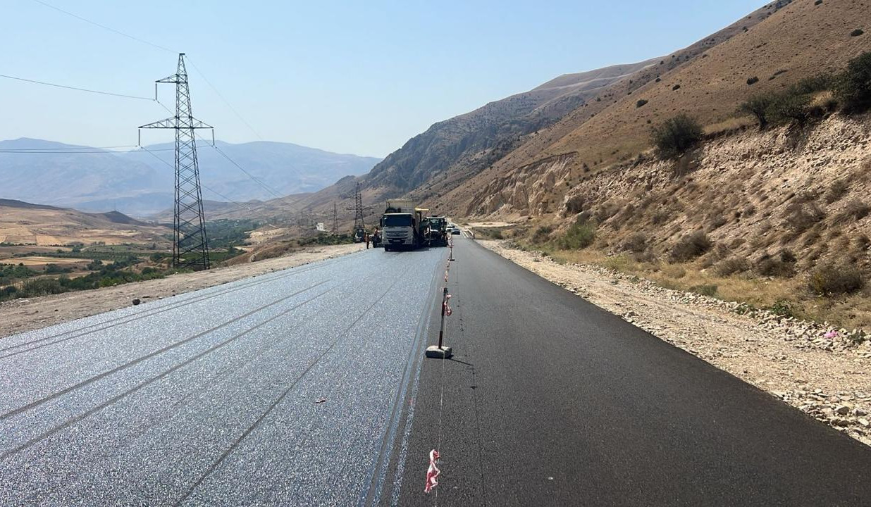 Ելփին բնակավայրի հարակից հատվածի՝ 6,4 կմ երկարությամբ ճանապարհահատվածը հիմնանորոգվում է