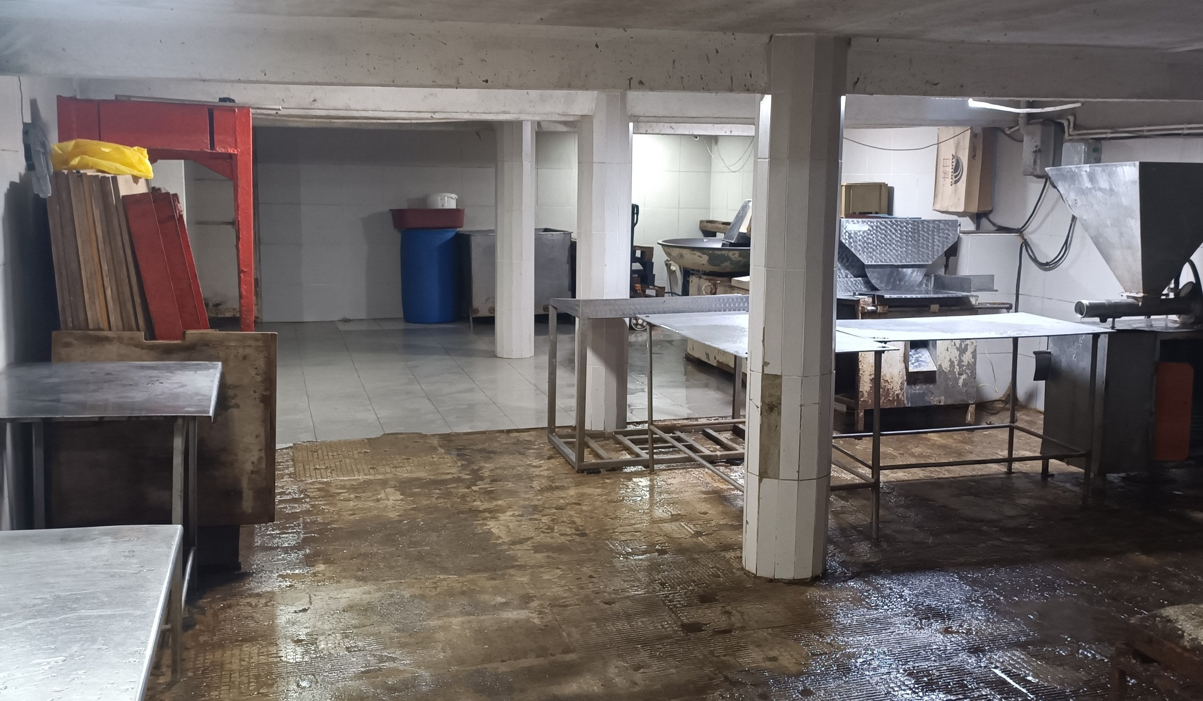 Երևանում կասեցվել է խախտումներով աշխատող մսամթերքի արտադրամասի գործունեությունը