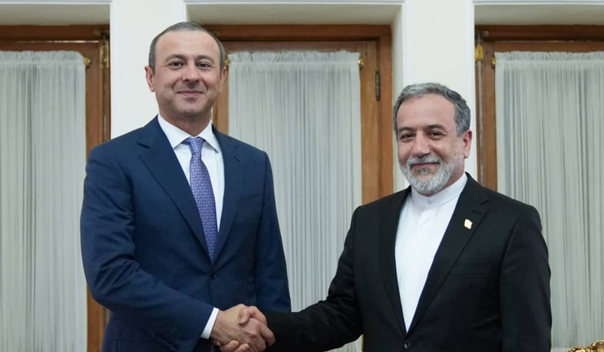 ՀՀ ԱԽ քարտուղարը և Իրանի ԱԳ նախարարը քննարկել են տարածաշրջանային վերջին զարգացումներն ու ընդգծել խաղաղության պահպանման կարևորությունը