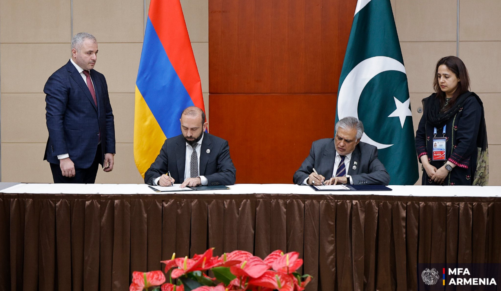 Ստորագրվել է Հայաստանի և Պակիստանի միջև դիվանագիտական հարաբերություններ հաստատելու մասին համատեղ կոմյունիկե․ ԱԳՆ