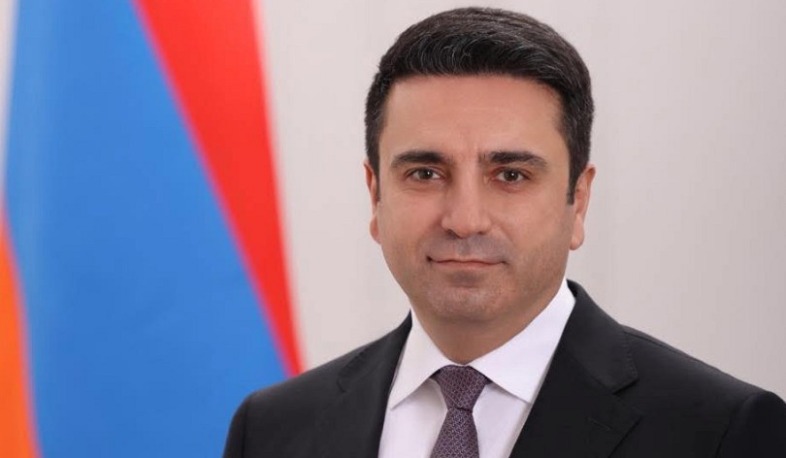 Միայն որակյալ կրթությամբ է հնարավոր ամրացնել մեր պետության հիմքերը, նոր գաղափարներով ու ստեղծագործ մտքով հարստացնել հասարակական ու պետական կյանքը. Ալեն Սիմոնյանի ուղերձը