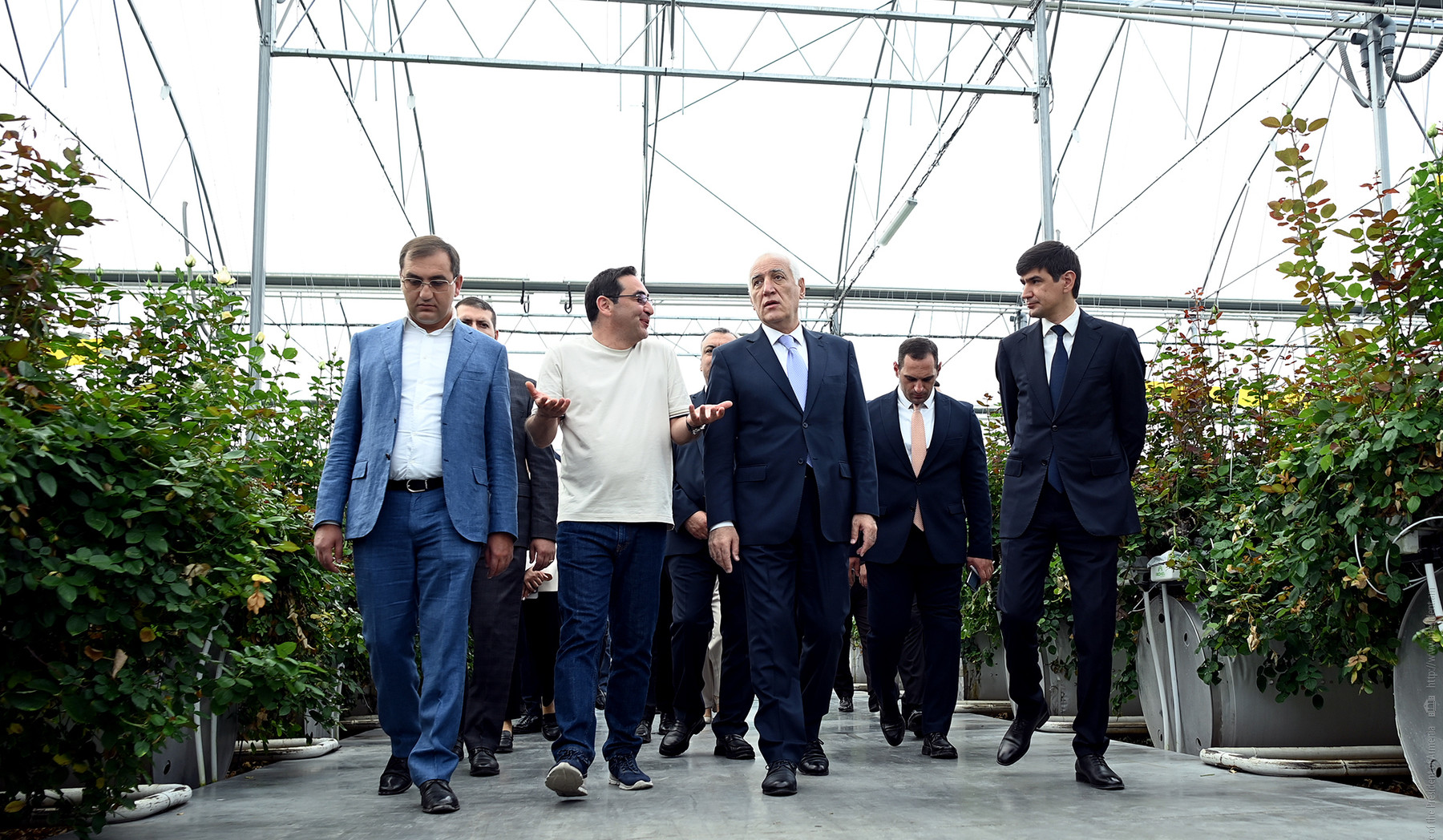 ՀՀ նախագահն այցելել է «Ավալանժ» ջերմատնային համալիր