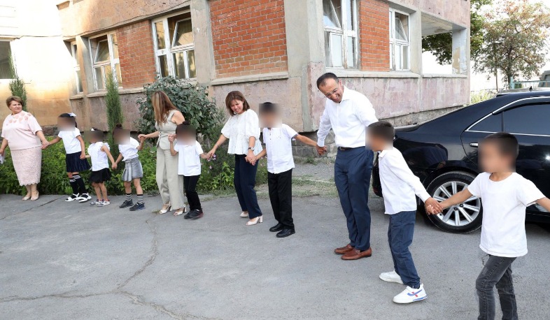 Արսեն Թորոսյանն այցելել է «Զատիկ» երեխաների աջակցության կենտրոն, ծանոթացել խնամքի կազմակերպման մանրամասներին