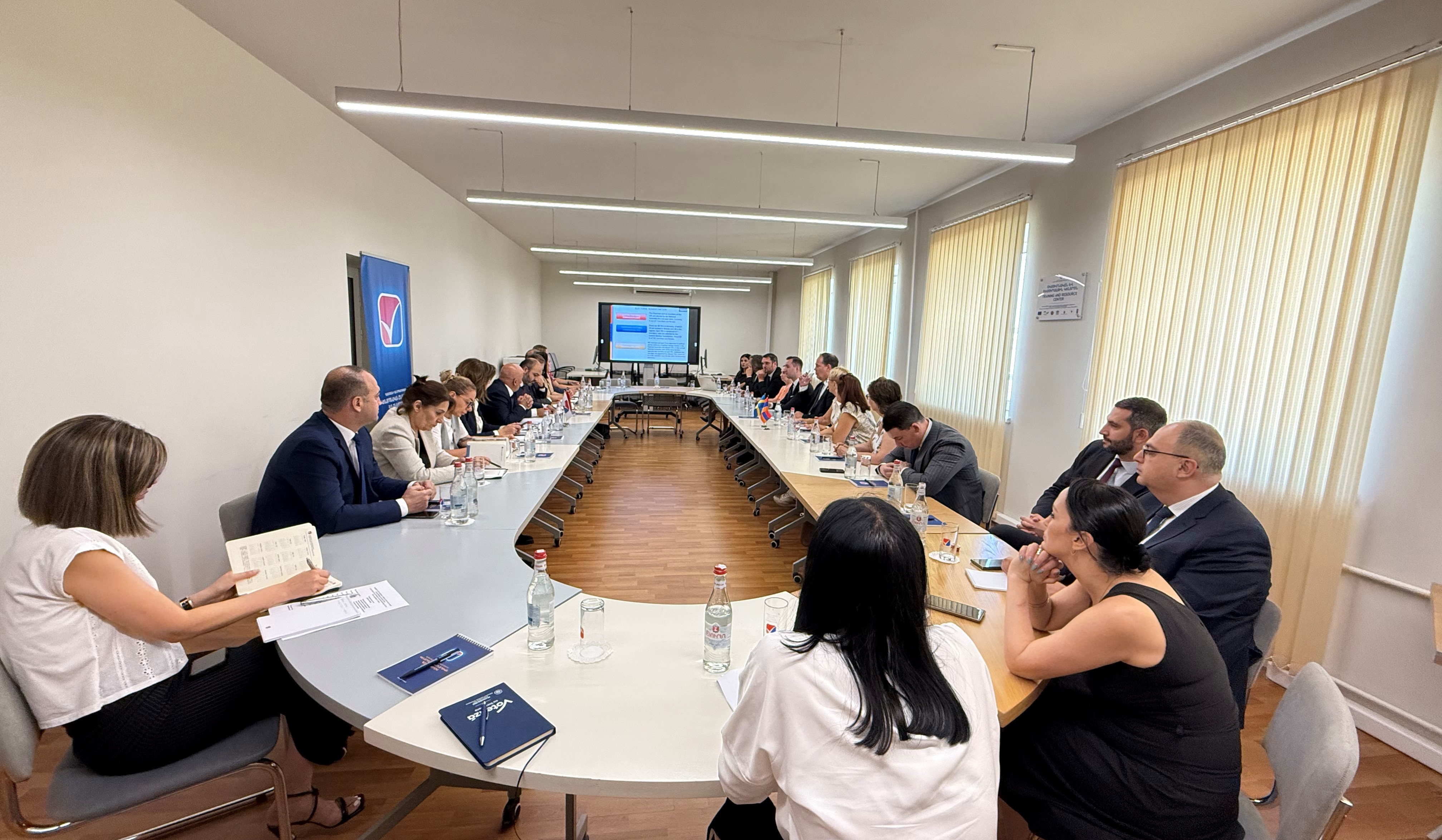 Շվեդիայի Թագավորության խորհրդարանական պատվիրակությունը հյուրընկալվել է ԿԸՀ-ում