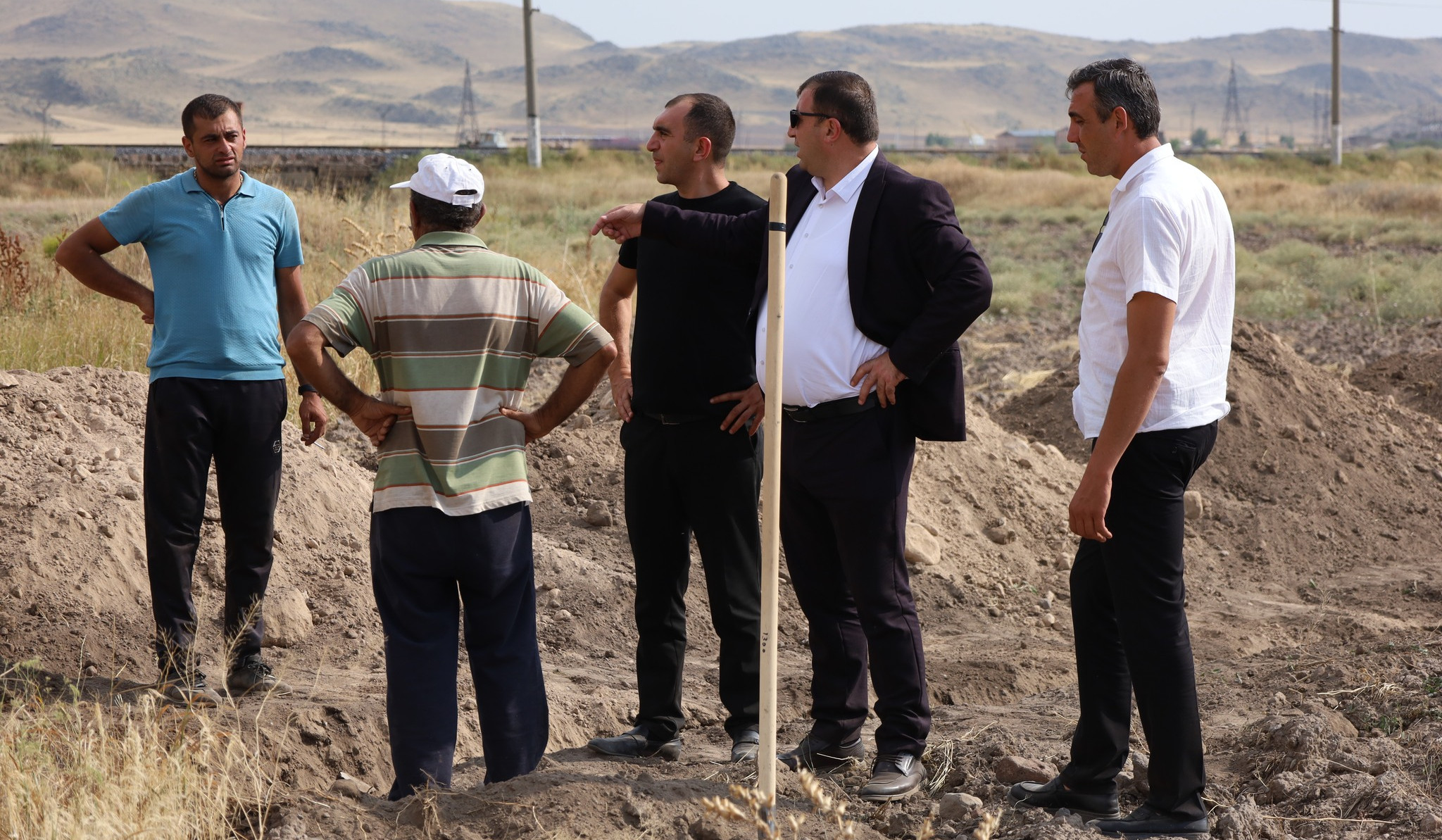 Անի համայնքի ղեկավարը  մշտադիտարկումներ է իրականացրել համայնքի տարբեր բնակավայրերի շինհրապարակներում