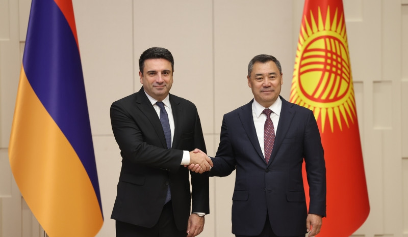 Ալեն Սիմոնյանը Ղրղզստանի նախագահի ուշադրությունն է հրավիրել  Ադրբեջանում գտնվող գերիների և ապօրինի պահվող անձանց խնդրին