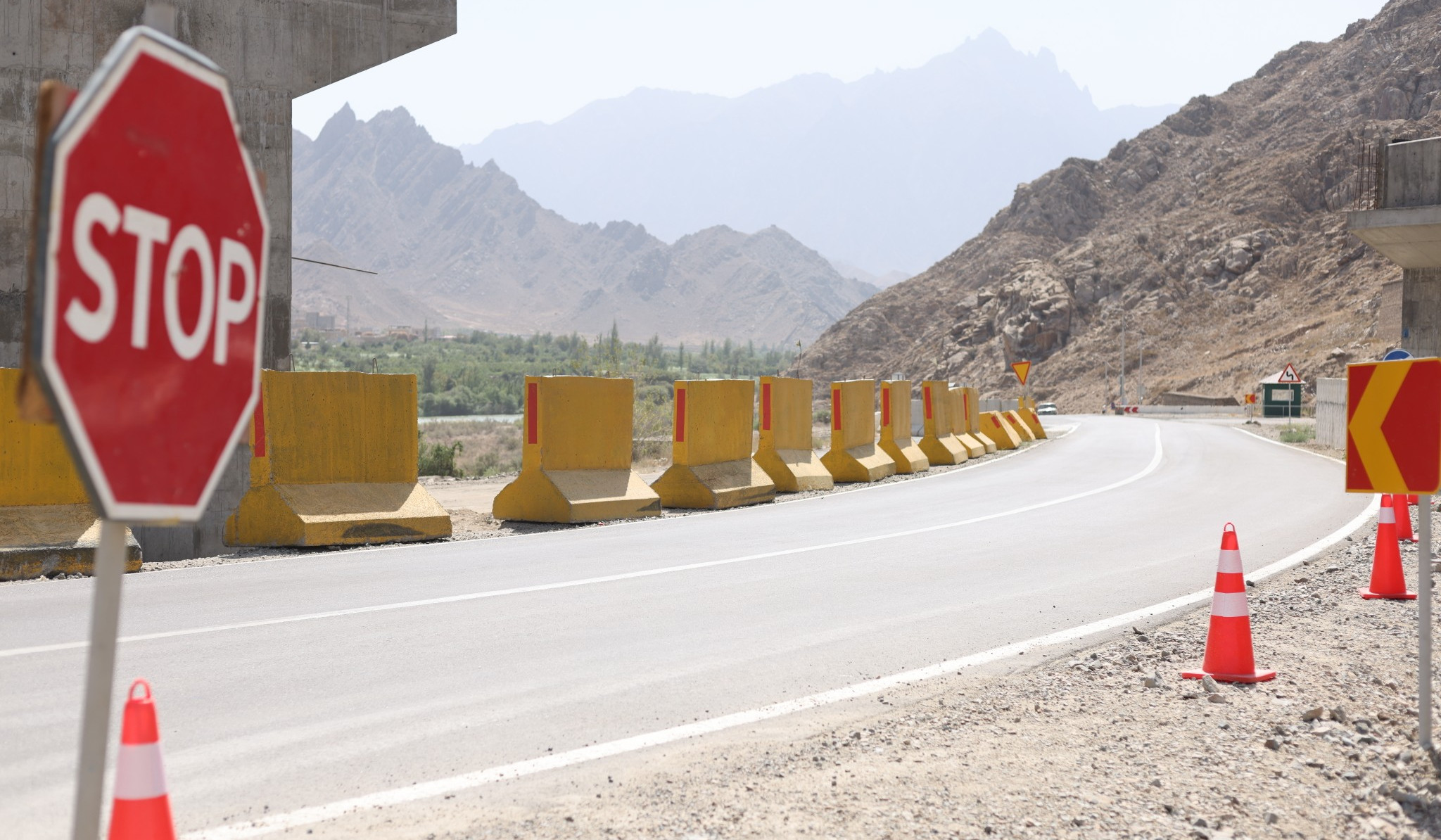 ՏԿԵՆ-ը լուսանկարներ է հրապարակել Սյունիքում իրականացվող ճանապարհաշինական աշխատանքներից