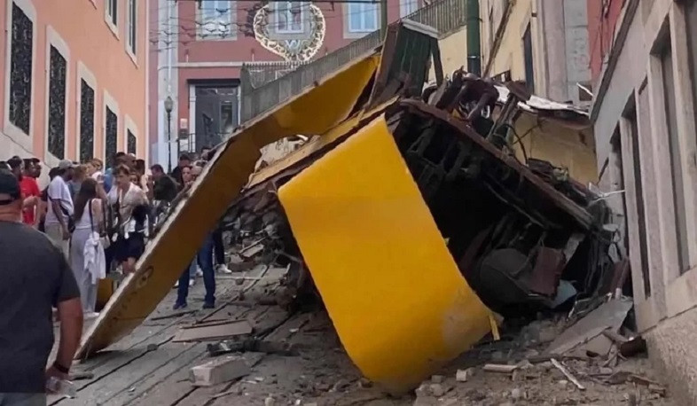 Portugal declares mourning for 16 victims of cable car accident: BBC