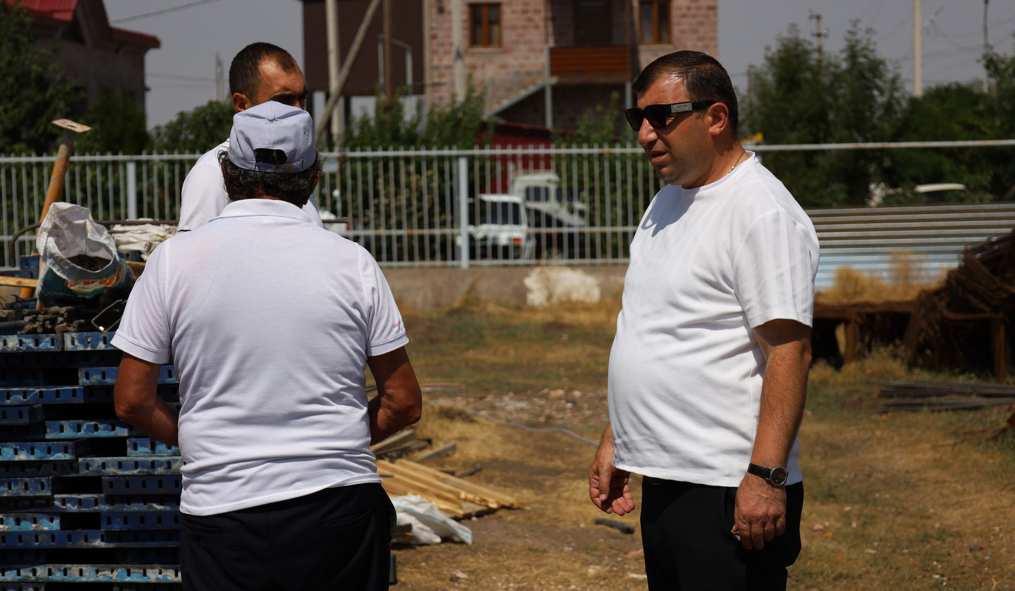 Անիի ղեկավար Արման Սարիբեկյանը եղել է համայնքի շինհրապարակներում, հետևել աշխատանքների ընթացքին