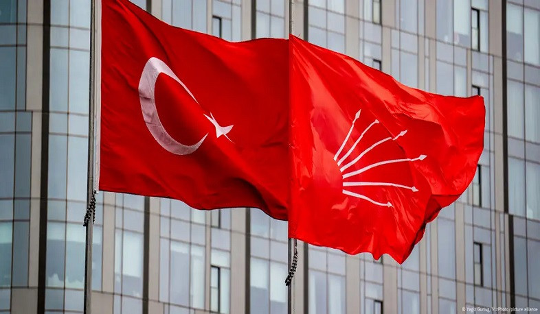 Полиция Стамбула оцепила центральный офис оппозиционной партии