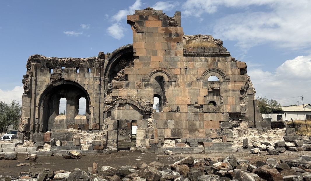 Մշտադիտարկվել են վերականգնվող մի շարք հուշարձաններ