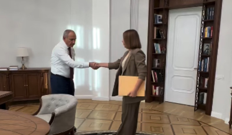 Վարչապետը աշխատանքային հանդիպում է ունեցել արտաքին հետախուզության ծառայության պետի հետ