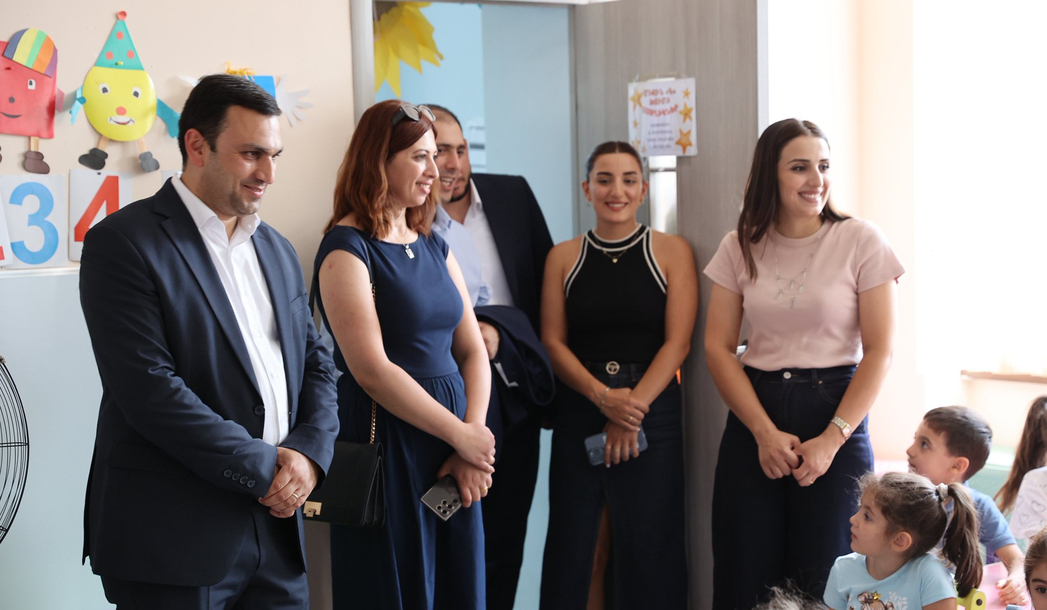 Վաղարշապատ համայնքի ղեկավարի պաշտոնակատարն այցելել է համայնքի մի շարք մանկապարտեզներ