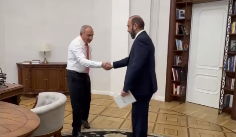 Աշխատանքային հանդիպում Արարատ Միրզոյանի հետ. վարչապետը տեսանյութ է հրապարակել