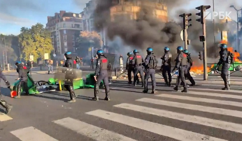 «Заблокируем все»: во Франции масштабные протесты