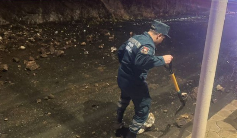 Կապանի փողոցներից մեկում քարաթափում է տեղի ունեցել