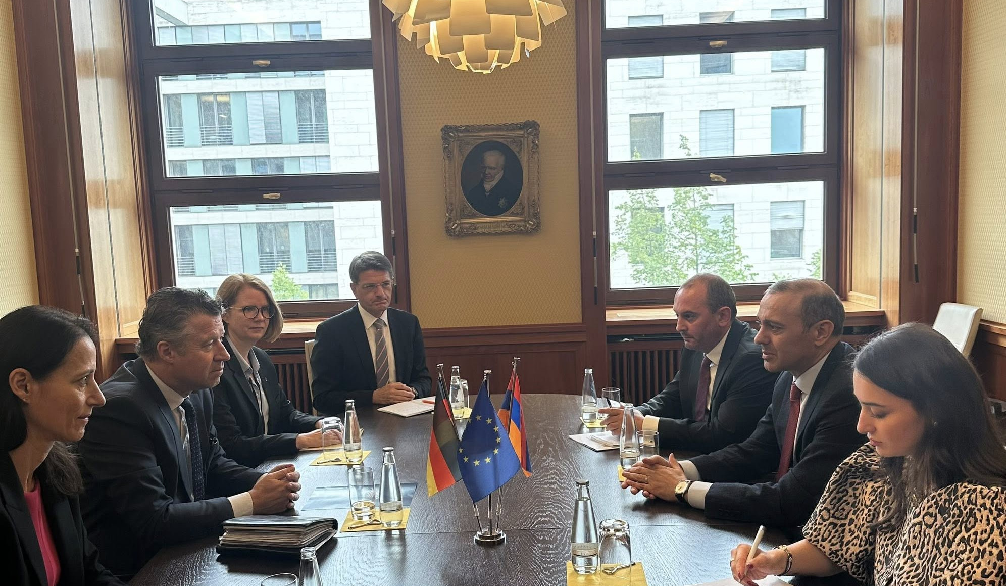 Armen Qriqoryan və Almaniya Xarici İşlər Nazirliyinin dövlət katibi enerji sahəsində əməkdaşlığı müzakirə ediblər