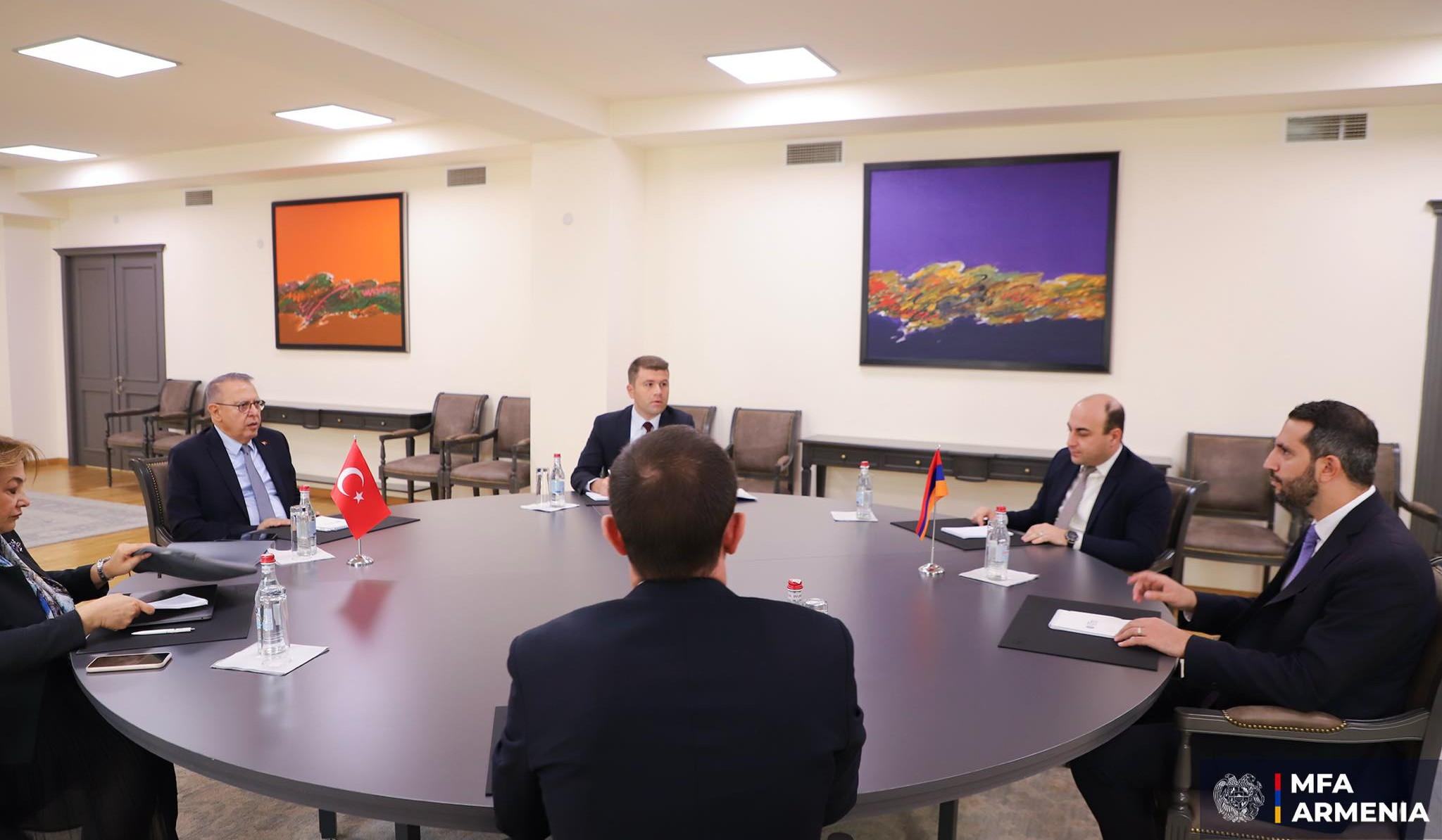 Տեղի է ունեցել Ռուբինյան-Քըլըչ հանդիպում. ԱԳՆ-ն մանրամասներ է ներկայացրել